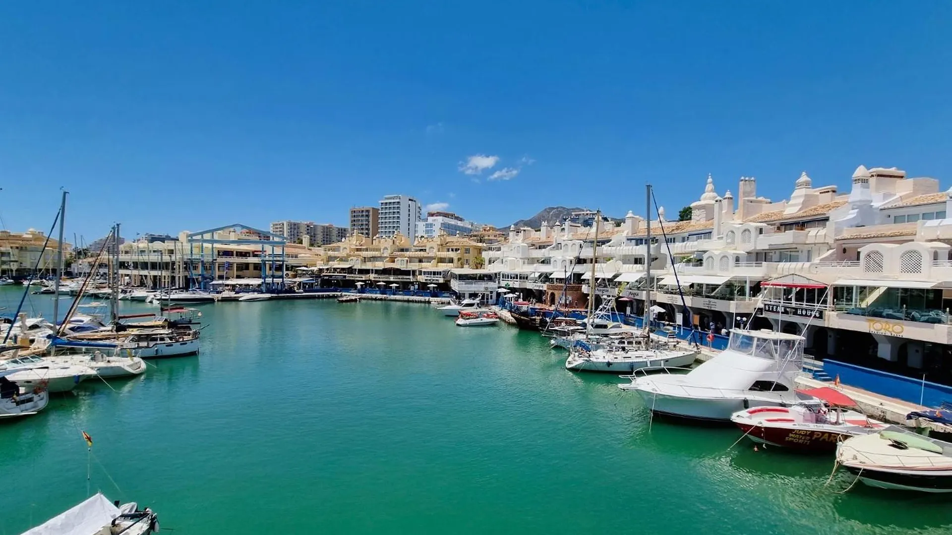 G&G Isla Marina Puerto 2 location